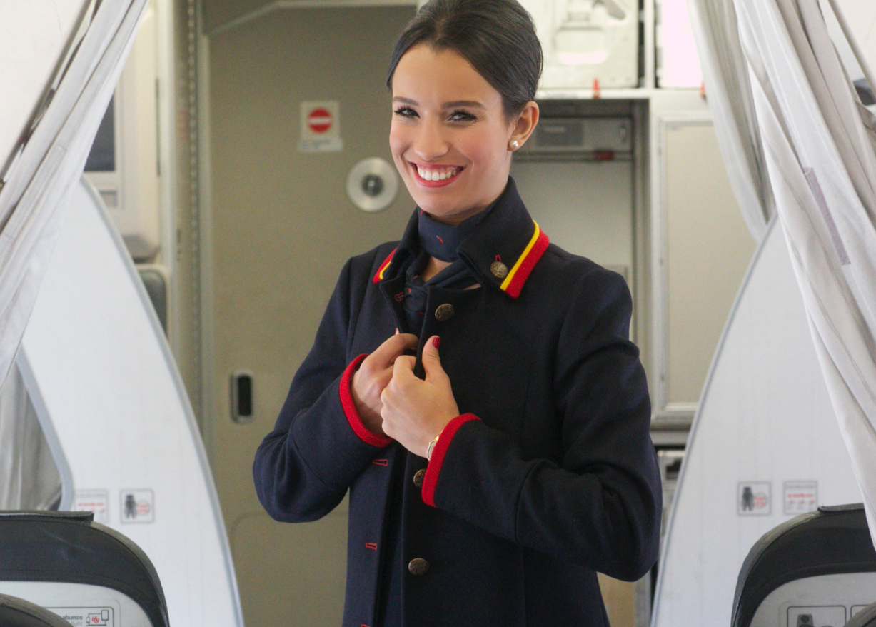 Accesible si puedes saldar Iberia Express estrena nuevos uniformes